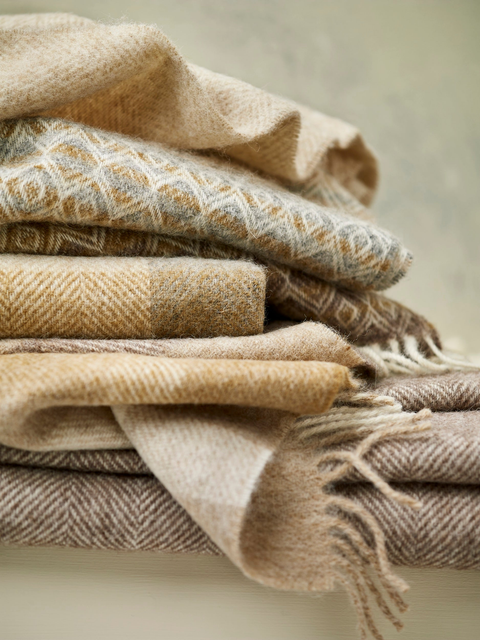 THE 100% BRITISH WOOL COLLECTION