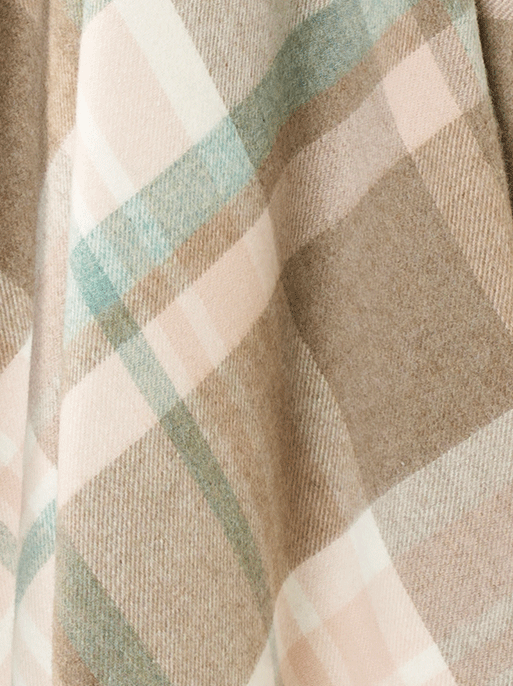 Portree Natural/Rose Throw - Merino Lambswool - Made in England