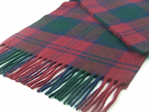 Couverture de laine de mérinos tartan Royal Stewart – Artisans Canada Couverture de laine de mérinos tartan Royal Stewart – Artisans Canada